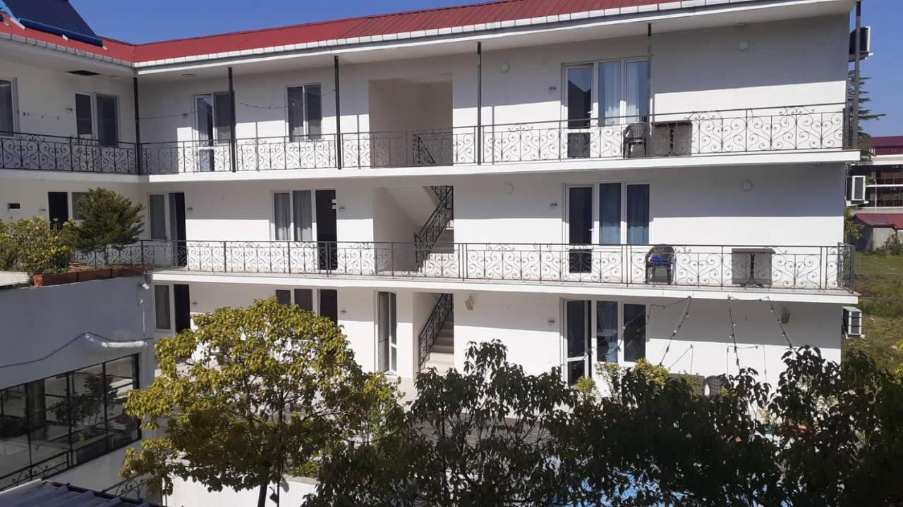 Del Mar Hotell Ureki Eksteriør bilde