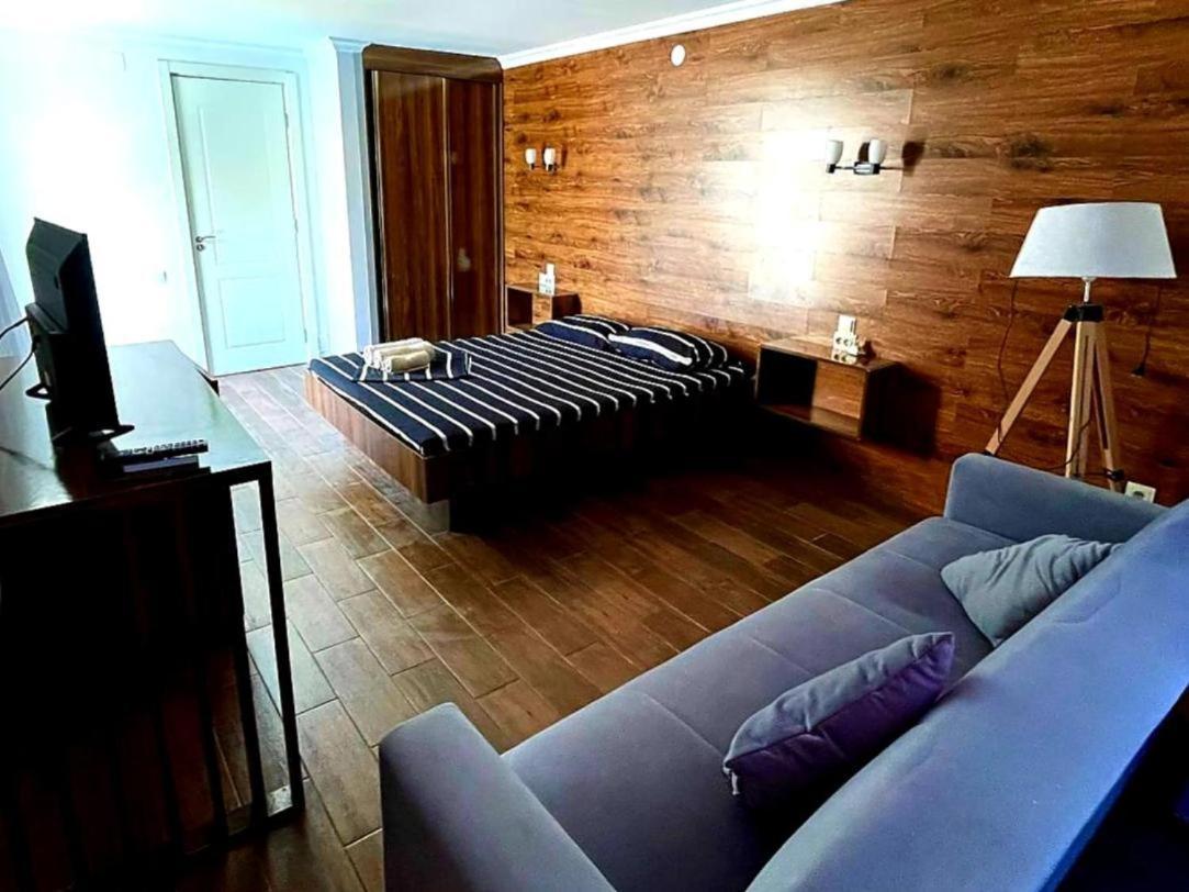 Del Mar Hotell Ureki Eksteriør bilde